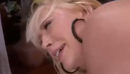 Kagney Squirting from Hard Anal!